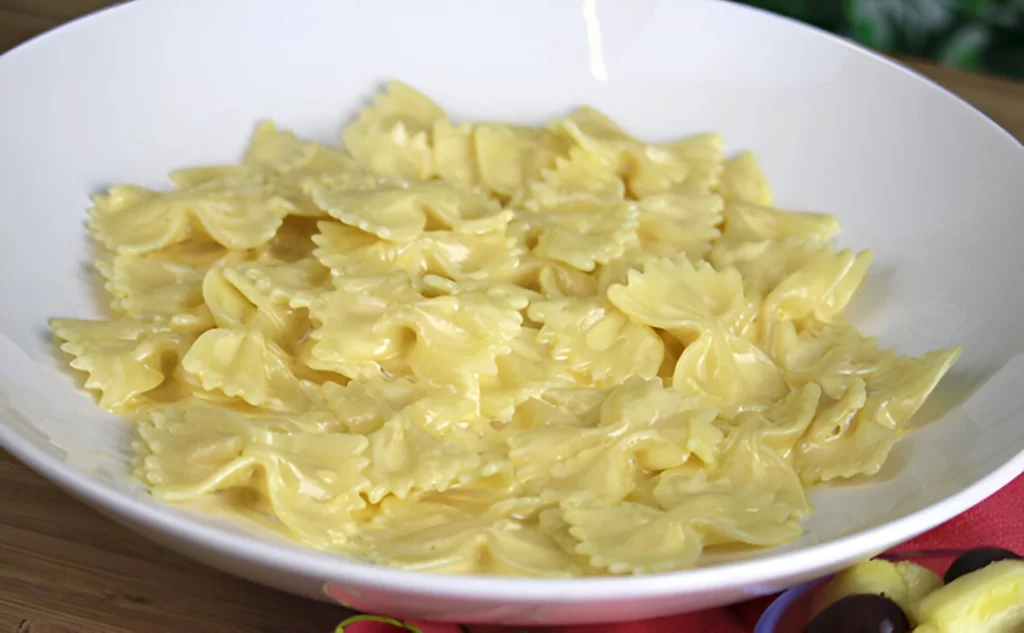 Bow-Tie Mac 'n Cheese